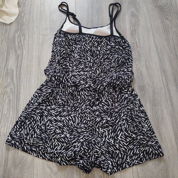 NWOT Maxine of Hollywood Romper/Jumper One Piece Swimsuit Tank and Shorts Style - Picture 2 of 12